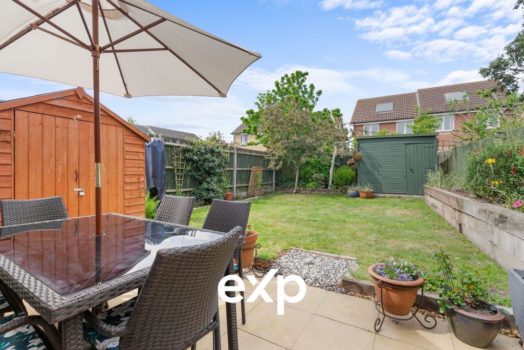 Property photo 3 of 27