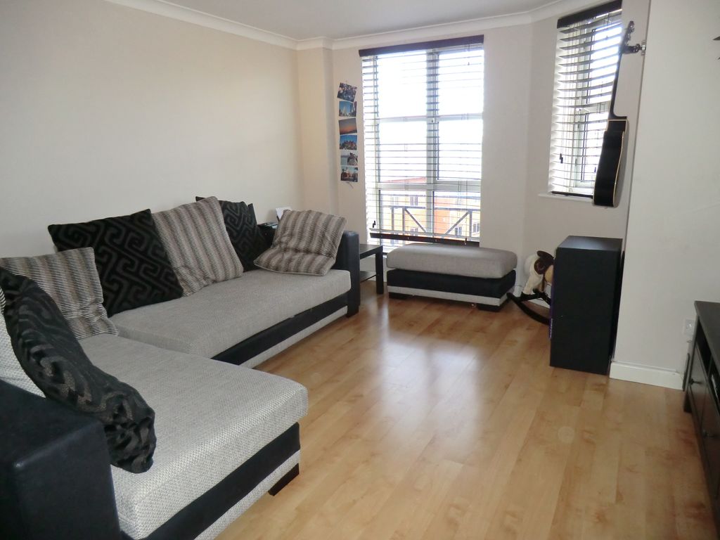 Property photo 3 of 8