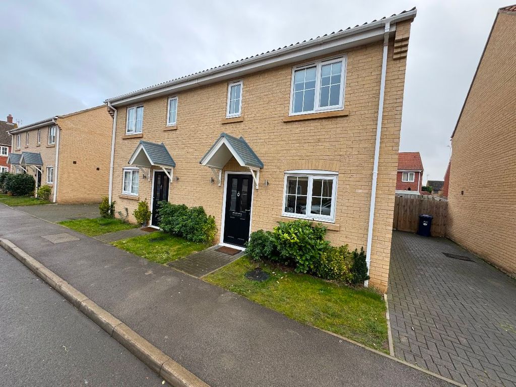 Property photo 2 of 13