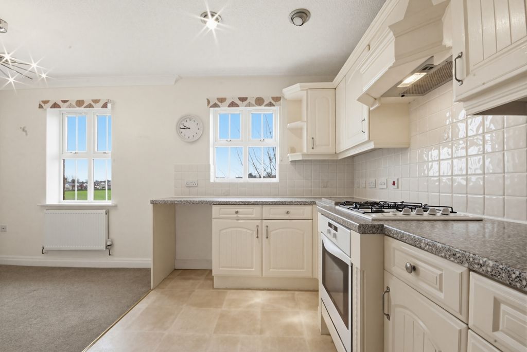 Property photo 3 of 31 Dsc04286