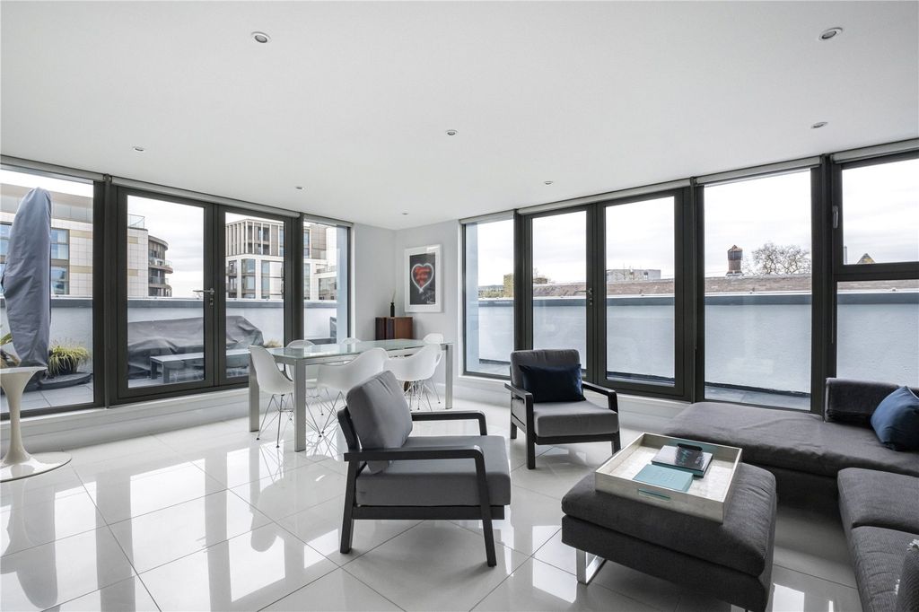 Property photo 1 of 15 Reception Room