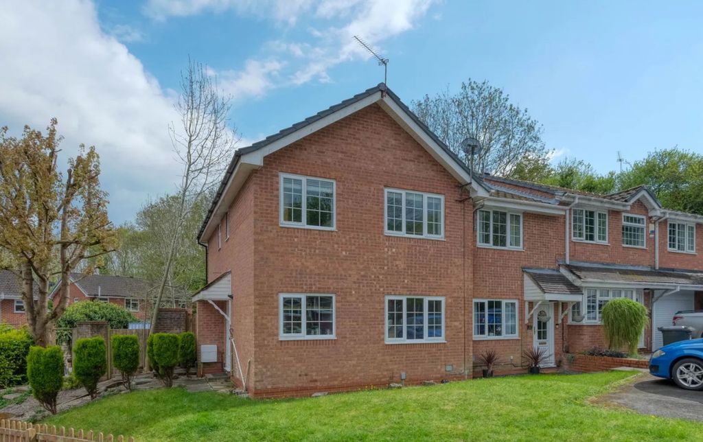 Property photo 1 of 9