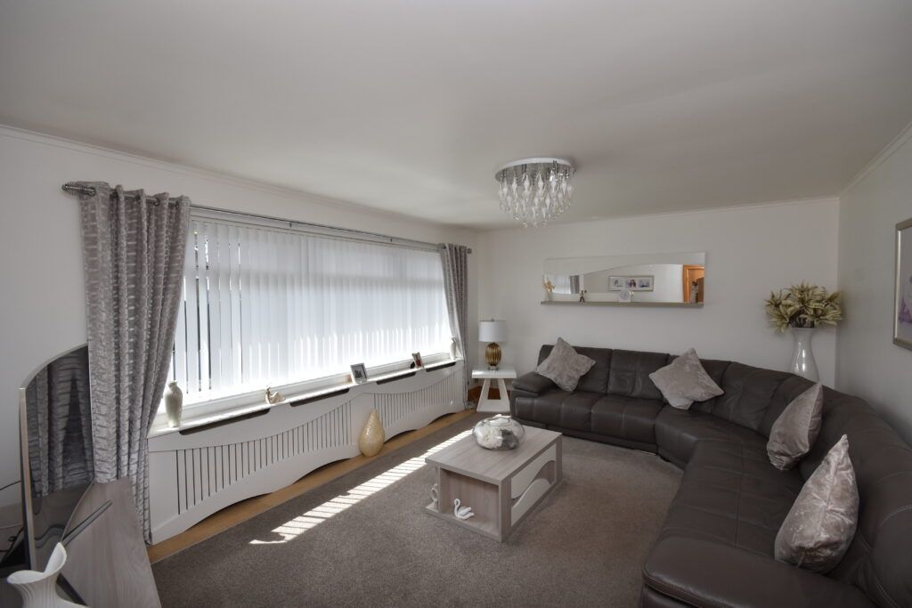 Property photo 2 of 30