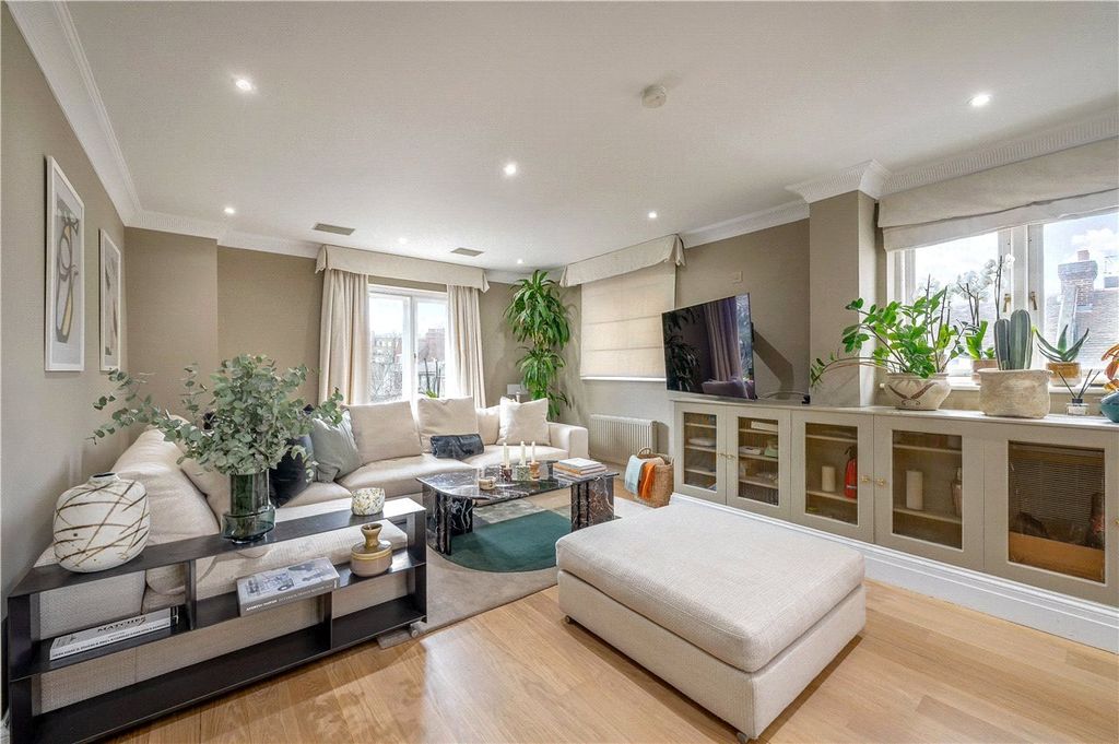 Property photo 3 of 21 Picture No. 17