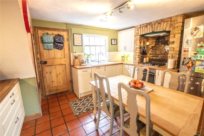Property photo 2 of 17 Kitchen Dining Room.
