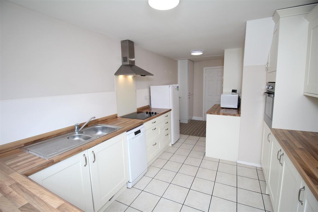 Property photo 3 of 13 Img_8621.Jpg
