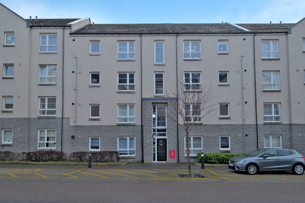 Property photo 1 of 13 1