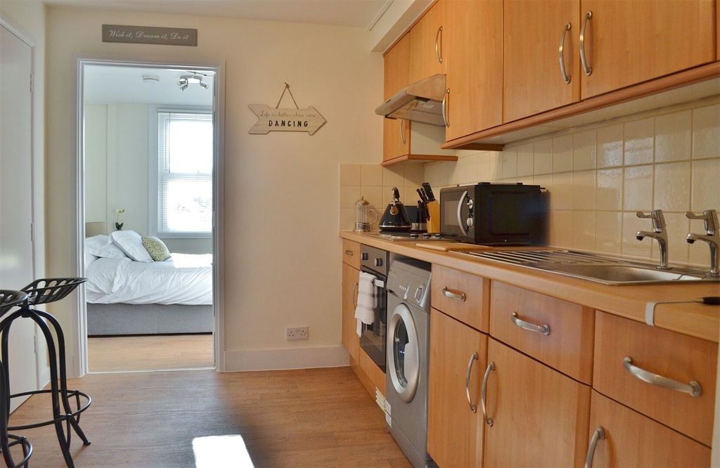 Property photo 1 of 6 Picture No. 05