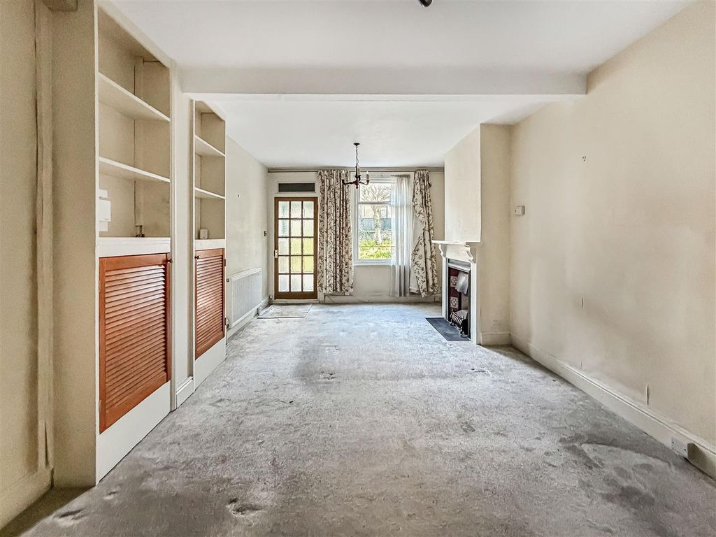 Property photo 2 of 16 3_69521.Jpg