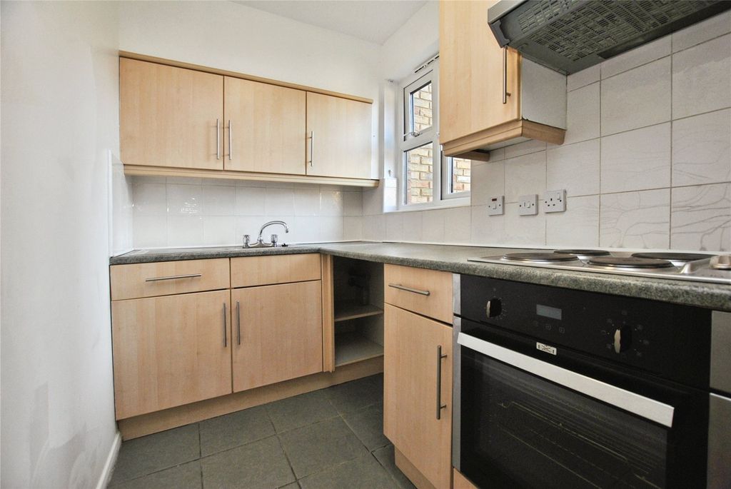 Property photo 3 of 4 Picture No. 01