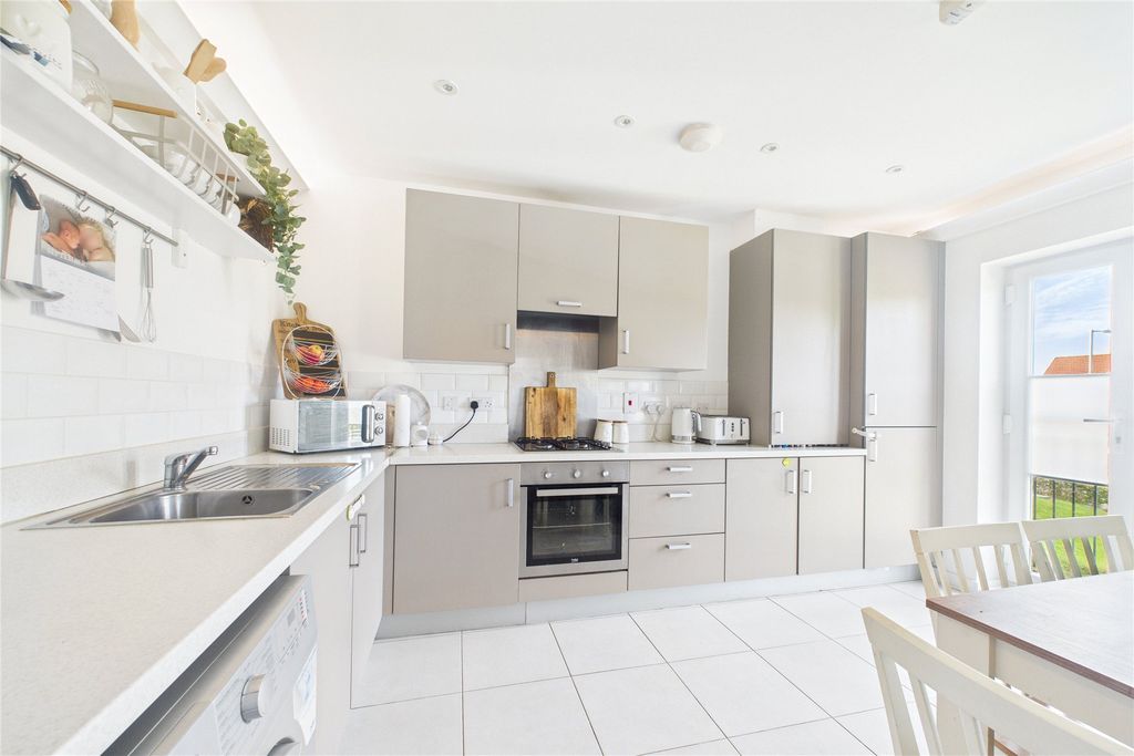 Property photo 2 of 7 Picture No. 06