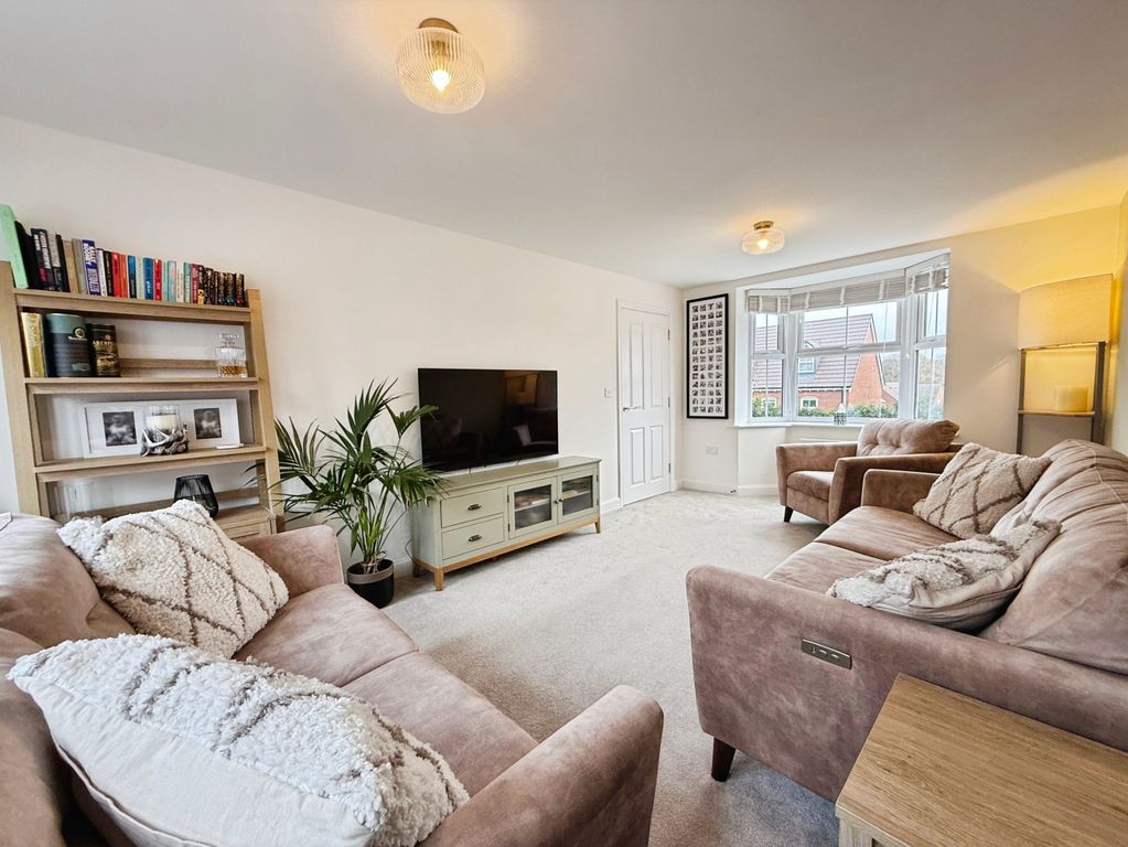 Property photo 3 of 25