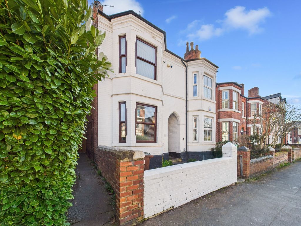 Property photo 1 of 17 Front