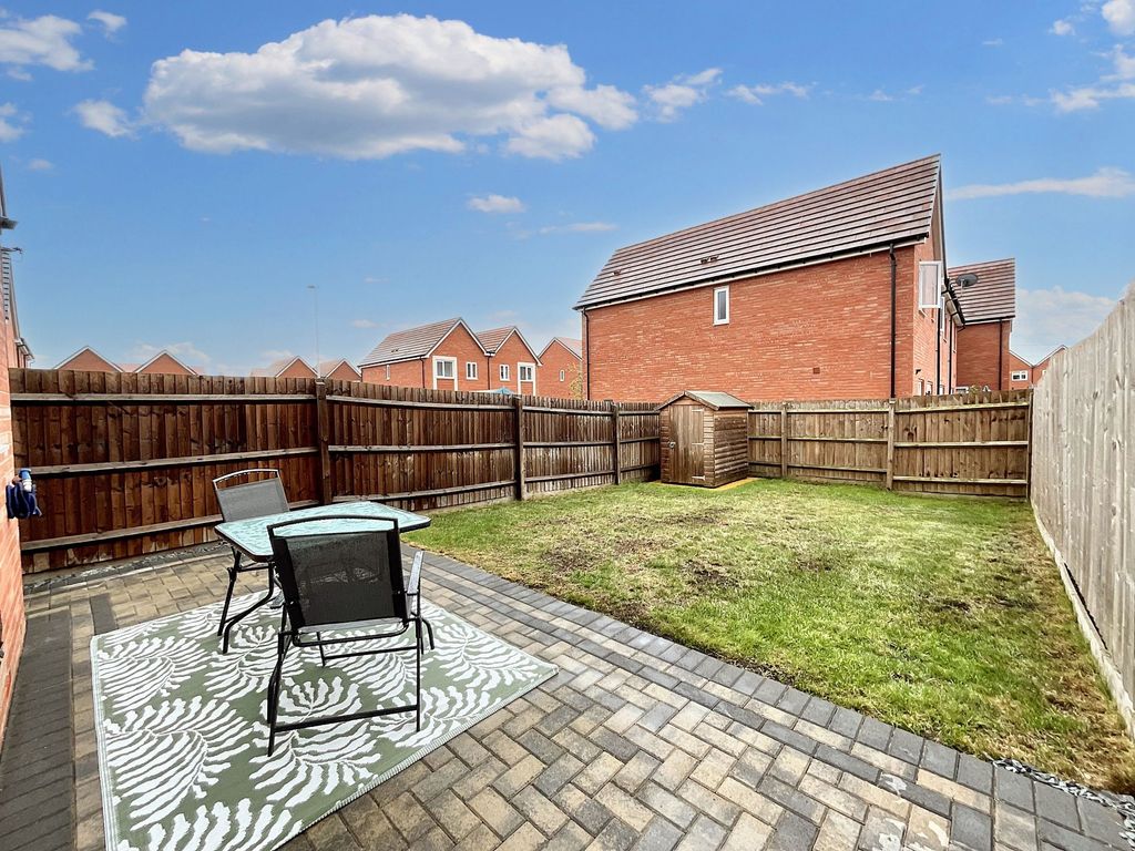 Property photo 2 of 16
