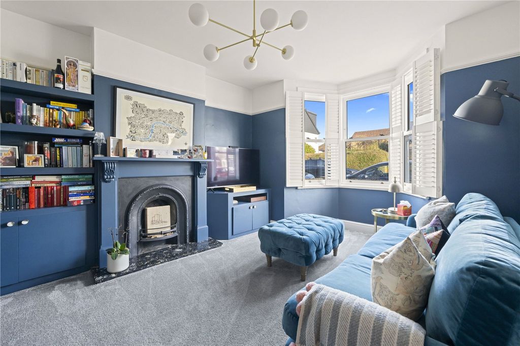 Property photo 3 of 13 Picture No. 82