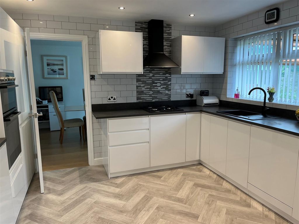 Property photo 2 of 26 6.Jpg