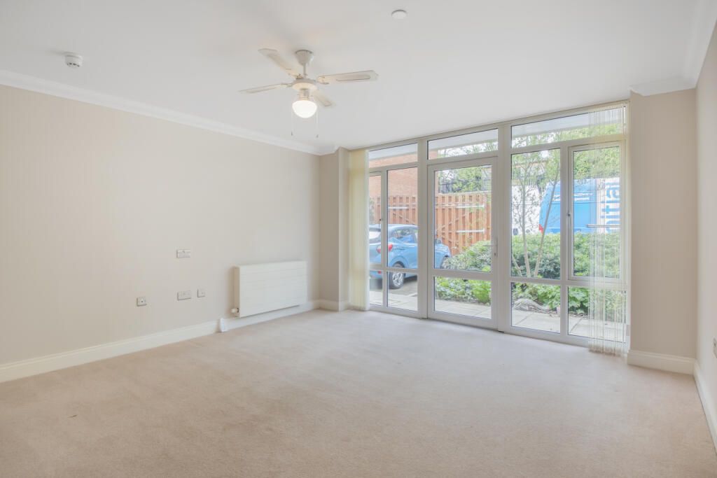 Property photo 3 of 18