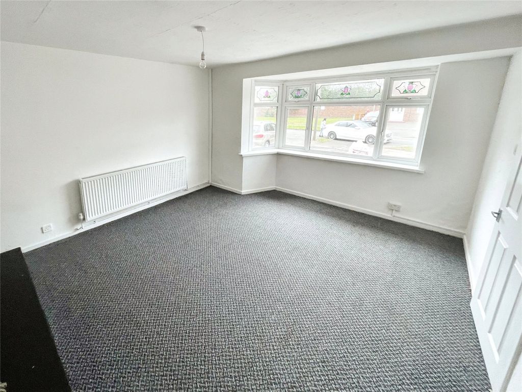 Property photo 3 of 12 Living Room