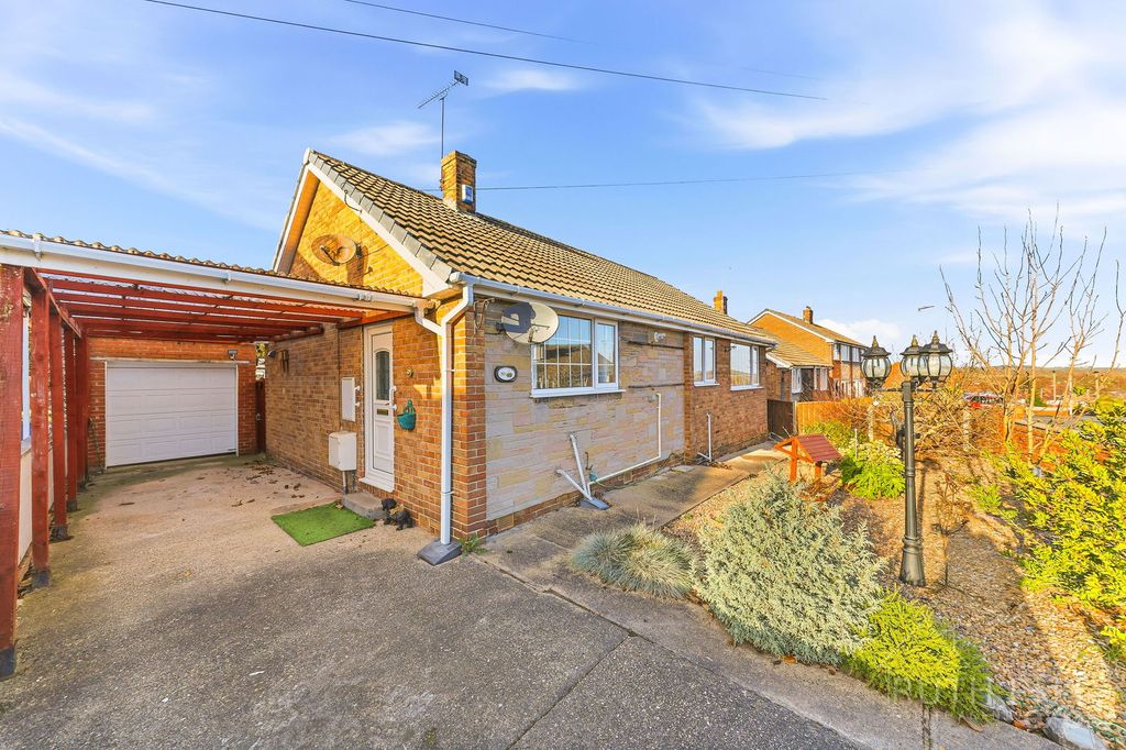 Property photo 2 of 26