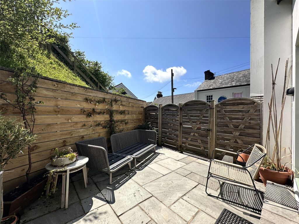 Property photo 3 of 17 Picture No. 12