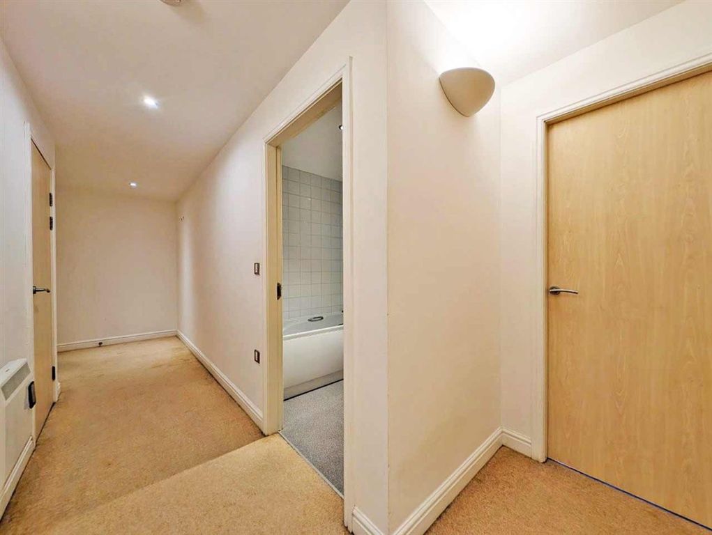 Property photo 3 of 5
