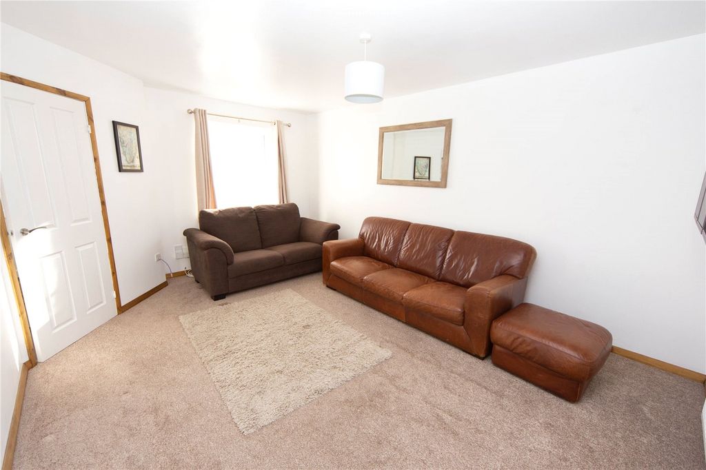 Property photo 3 of 18 Picture No. 15