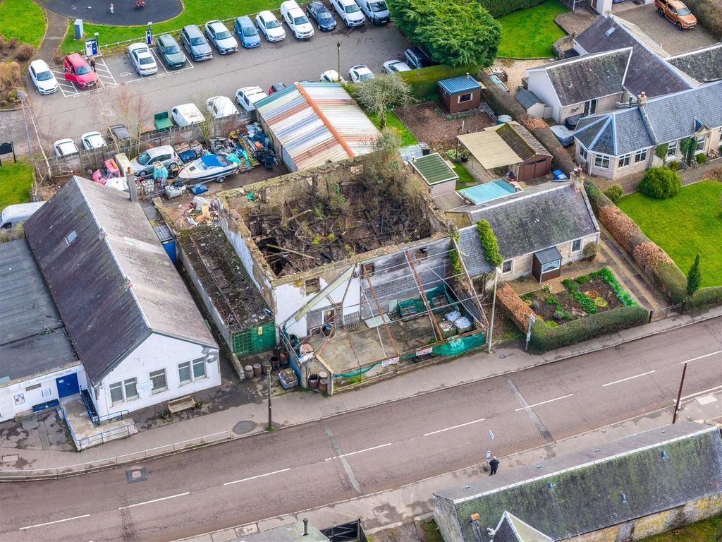 Property photo 3 of 7 3