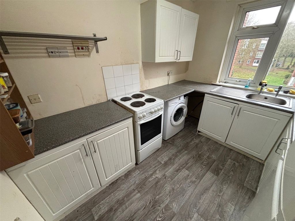 Property photo 2 of 7 Picture No. 10