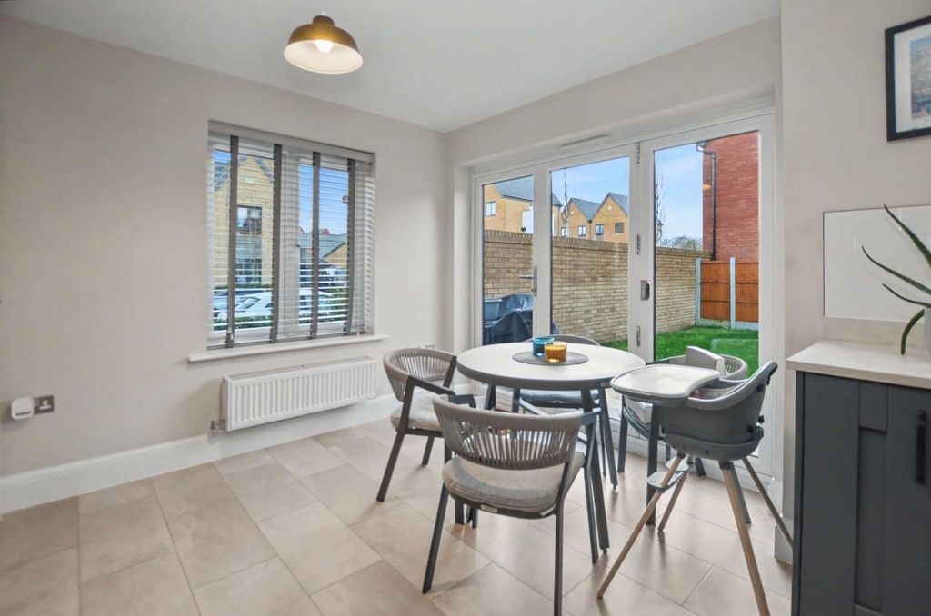 Property photo 3 of 23 Kitchen/Diner