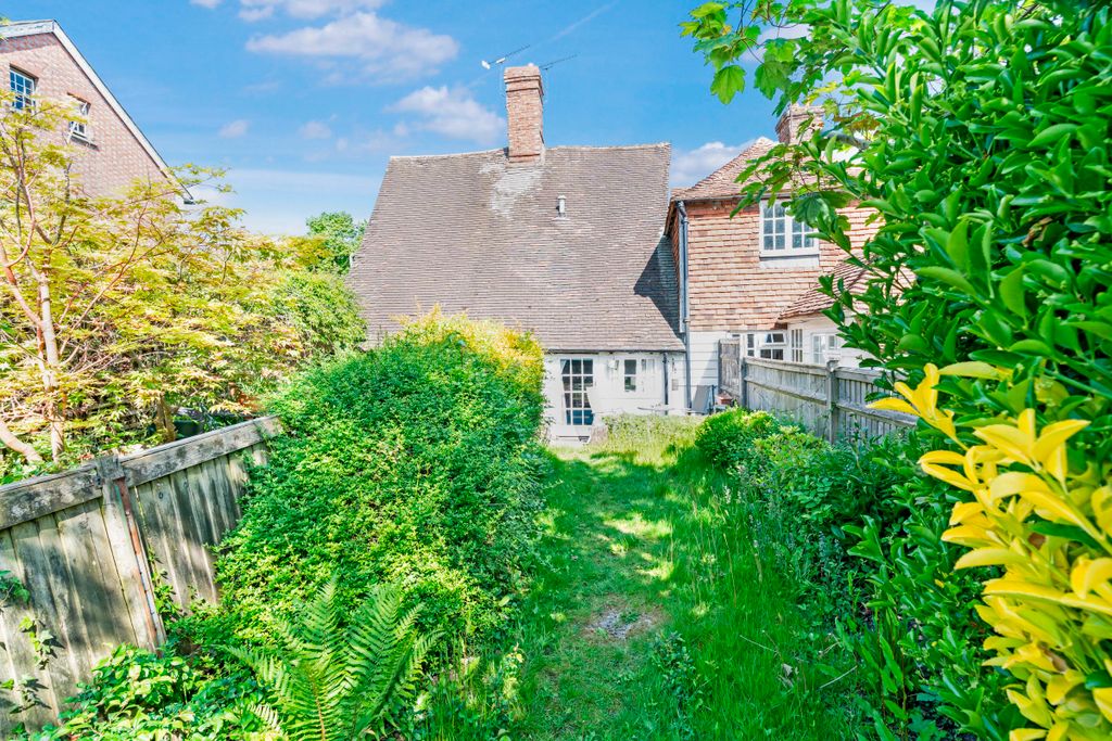 Property photo 2 of 12