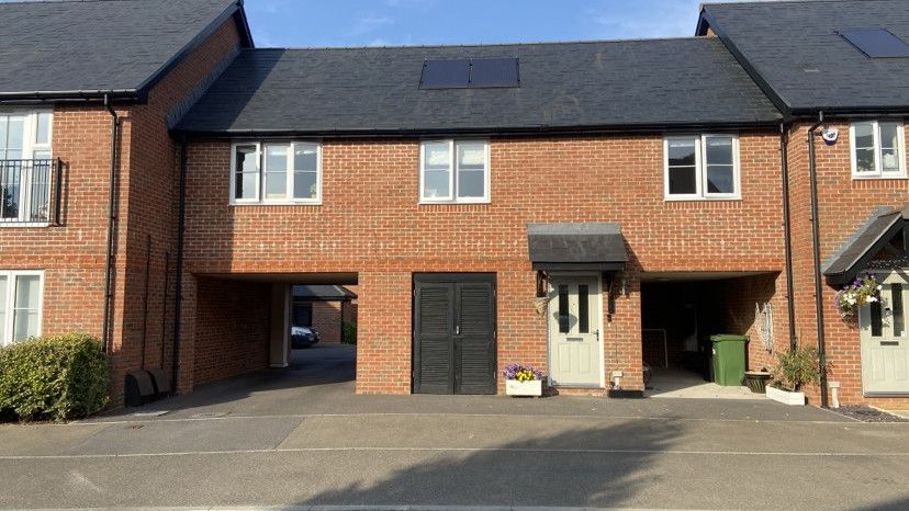 Property photo 1 of 12