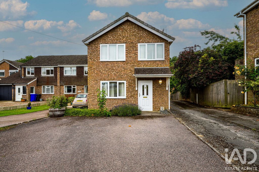 Property photo 1 of 36