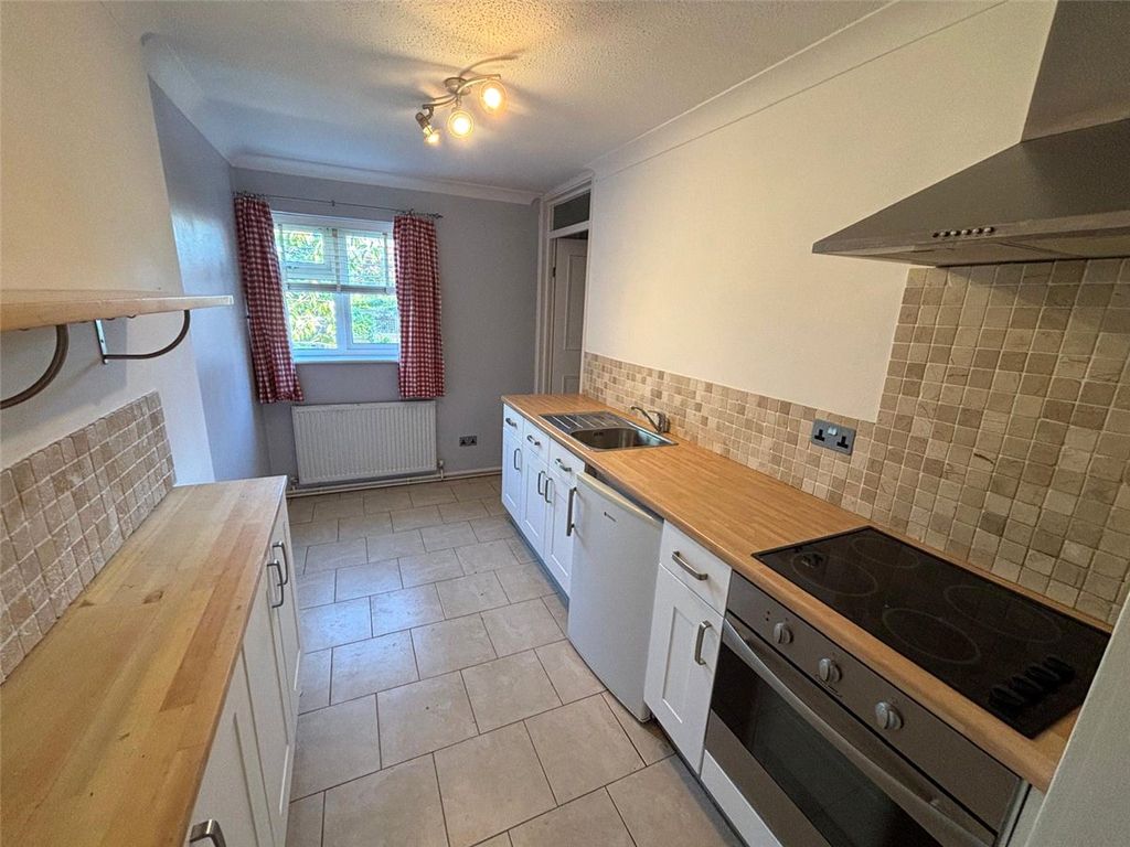 Property photo 3 of 5 Picture 3