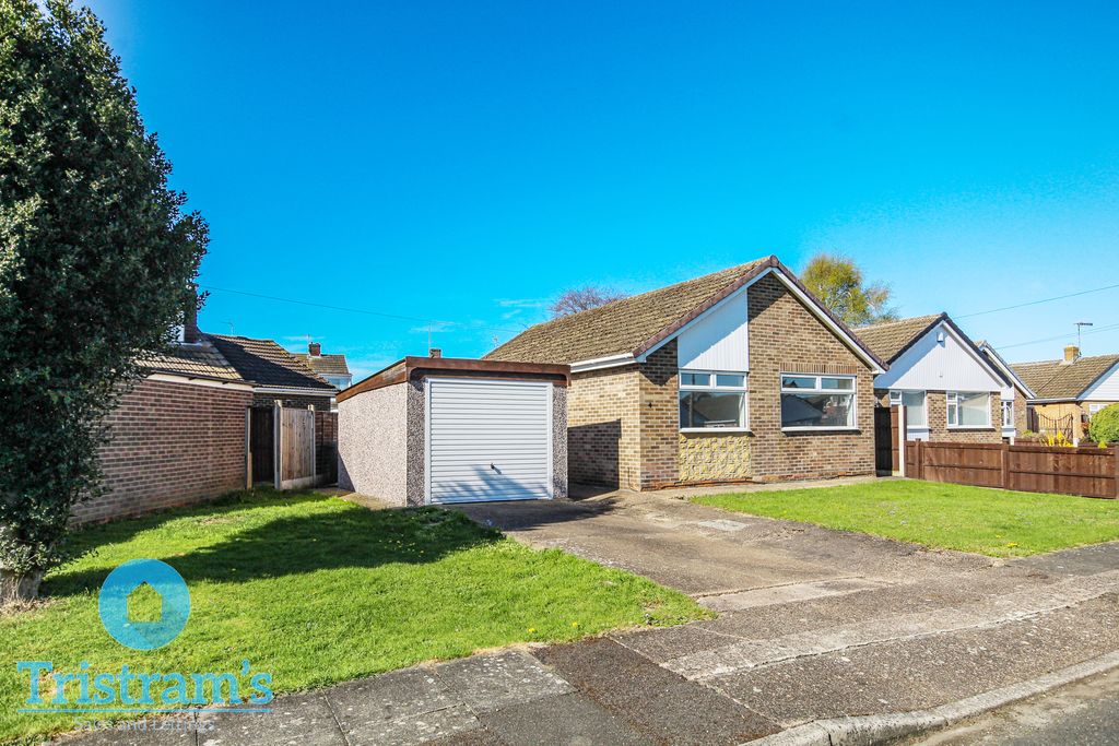 Property photo 1 of 16