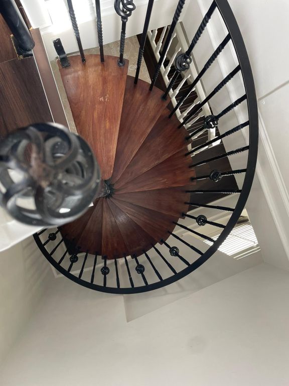 Additional image 30 of 5 bed terraced house to rentLodge Close, Chigwell IG7