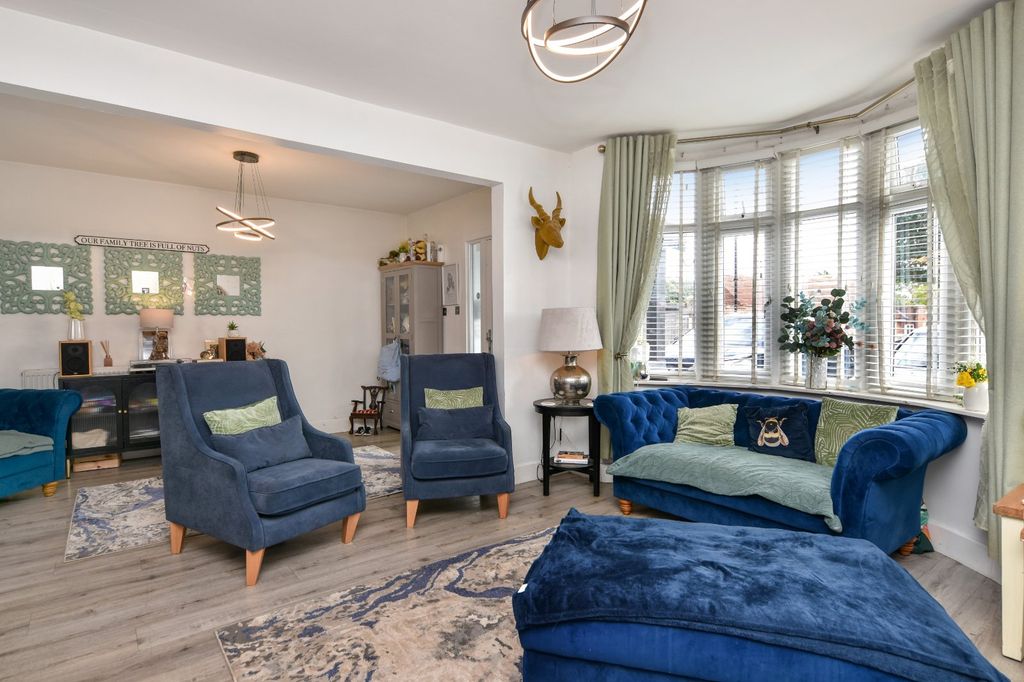 Property photo 2 of 40 Picture No. 39