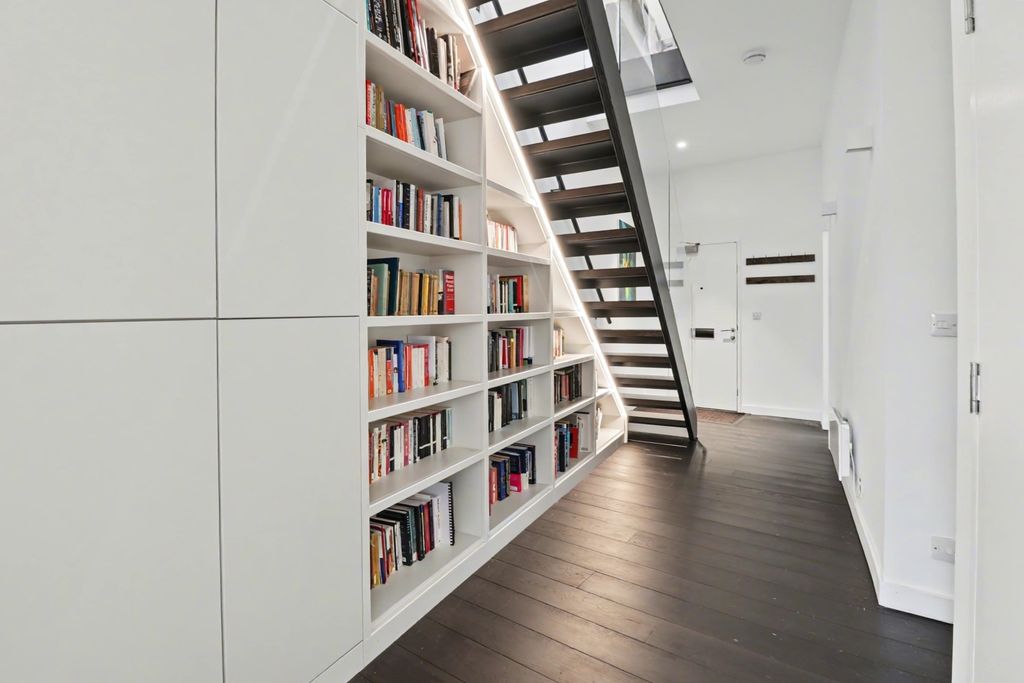 Property photo 2 of 18 Img_8772