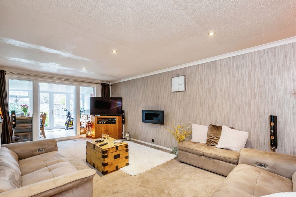 Property photo 3 of 20 Photo #3