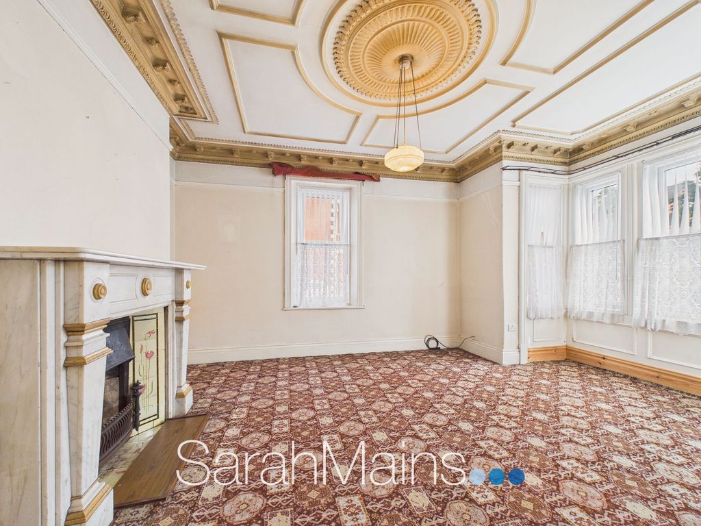 Property photo 3 of 17 Formal Lounge