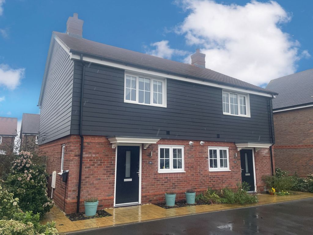 Property photo 1 of 11 New Front 15/01/26