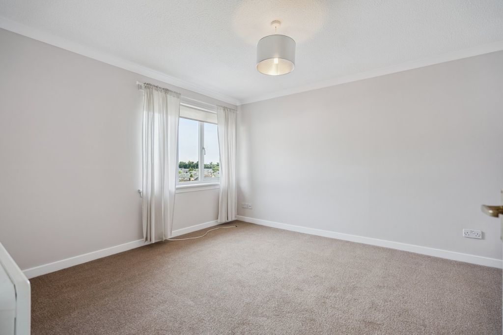 Property photo 2 of 10 Picture No. 22