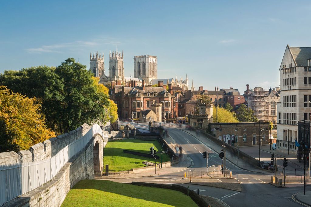 Property photo 2 of 9