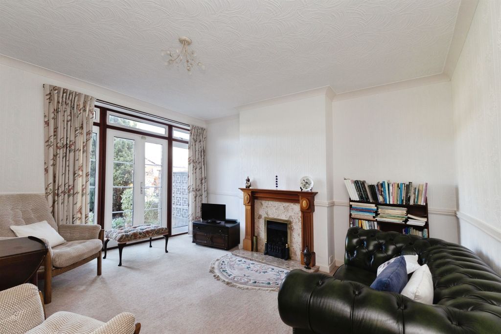 Property photo 3 of 16