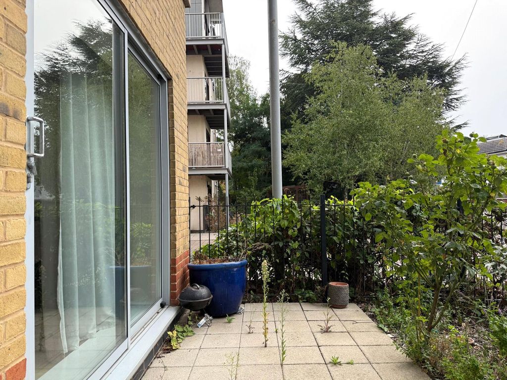 Property photo 2 of 11 Picture No. 04