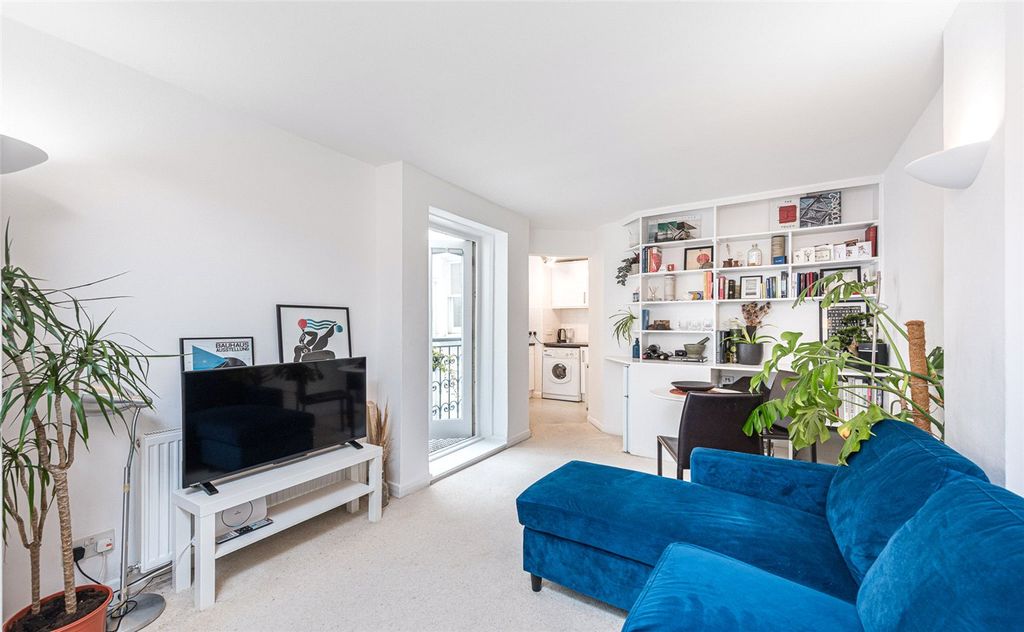 Property photo 1 of 7 Picture No. 23