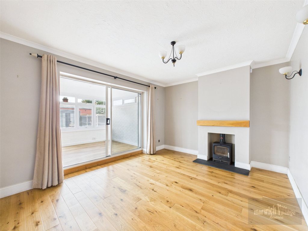 Property photo 2 of 12 Picture 2