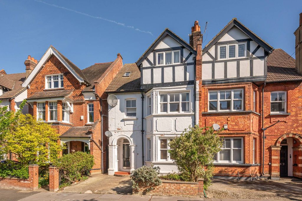 Property photo 1 of 13