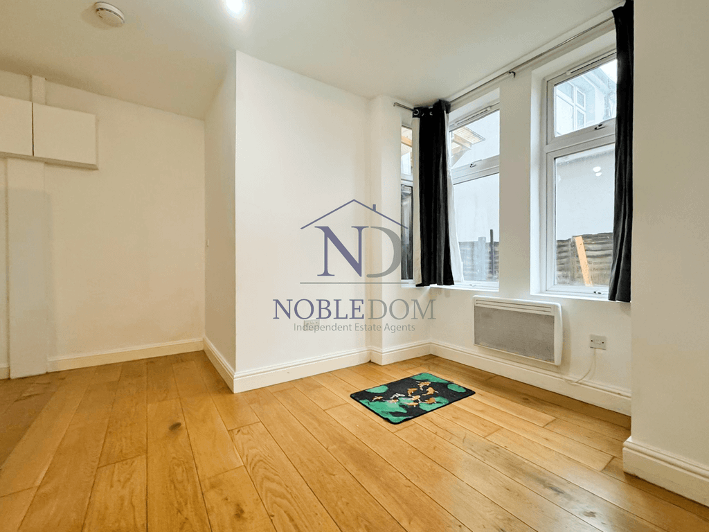 Property photo 3 of 7 Gallery