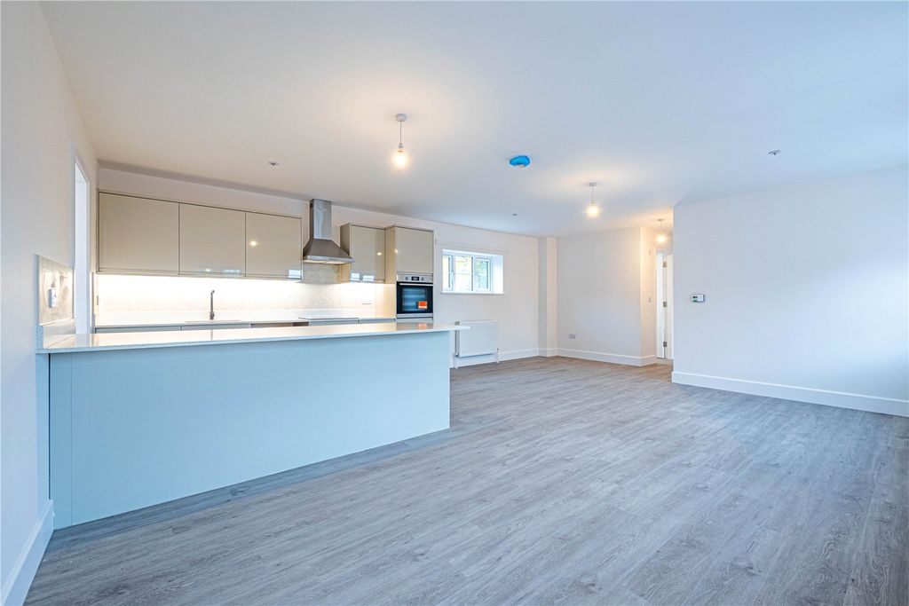 Property photo 2 of 7 Picture No. 03