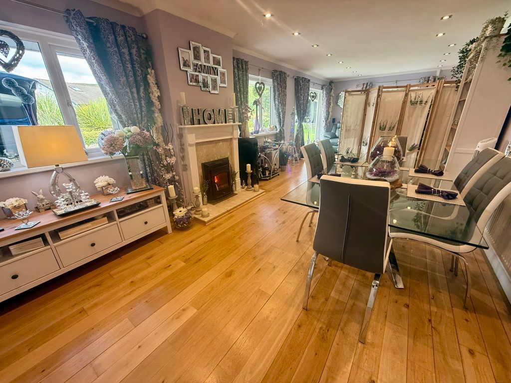 Property photo 3 of 37